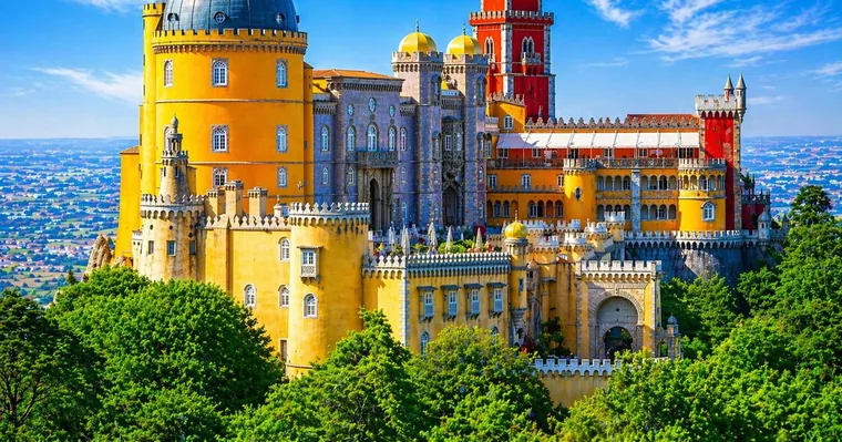 Lisbon: Sintra Full Day Pena Palace, Regaleira & Monserrate