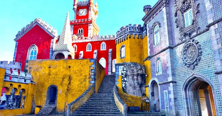 Lisbon: Half-Day Sintra Tour with Pena Palace and Regaleira