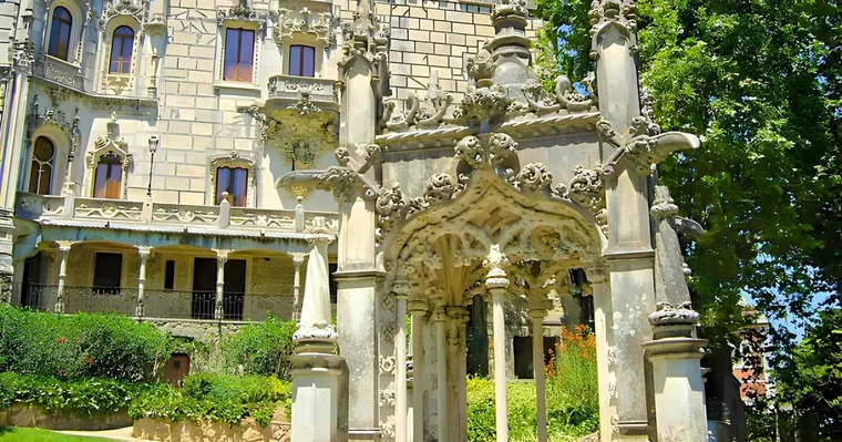 Private from Lisbon: Sintra, Quinta Regaleira, Monserrate +